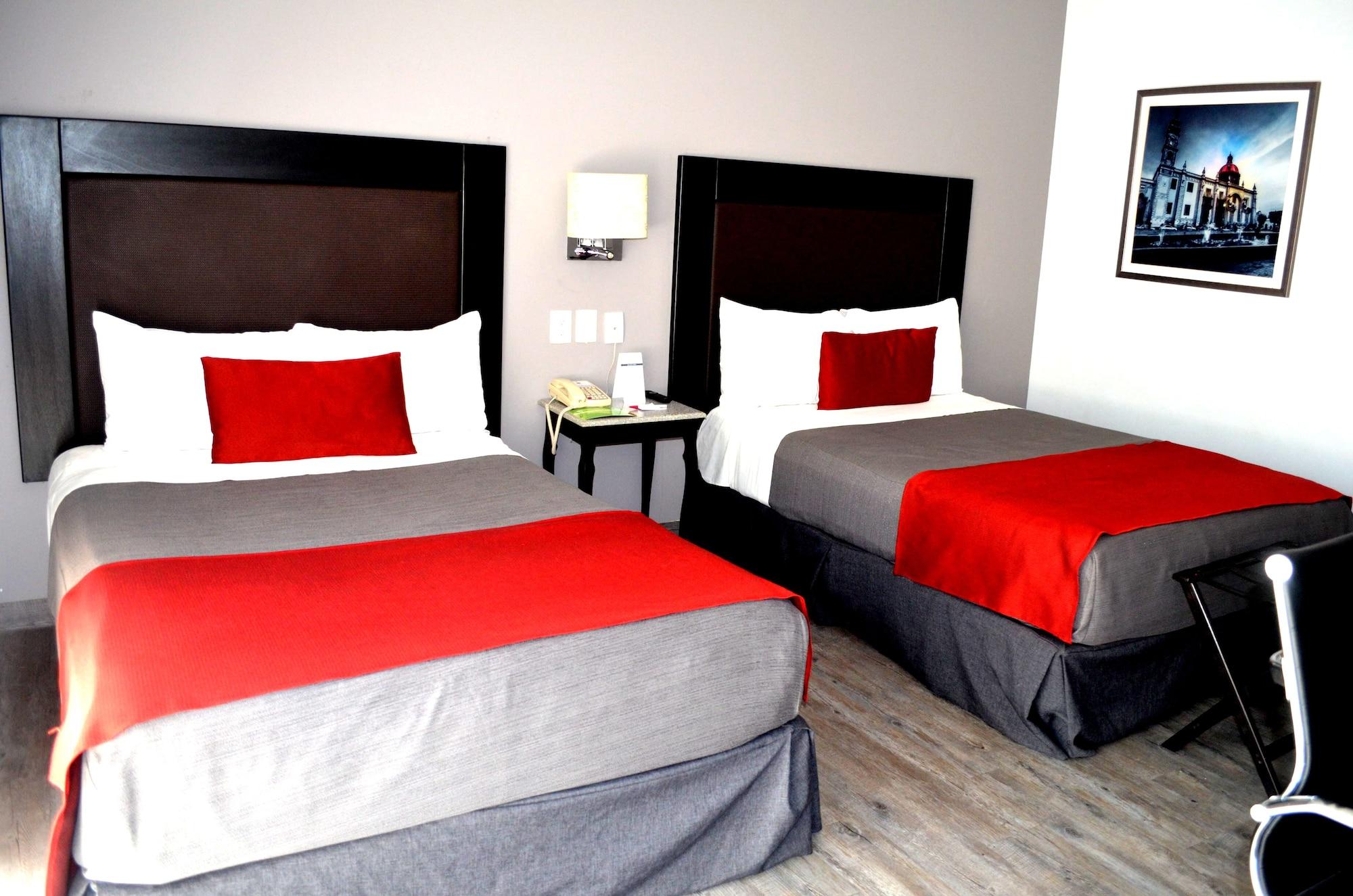 Plaza Camelinas Hotel Querétaro Kültér fotó