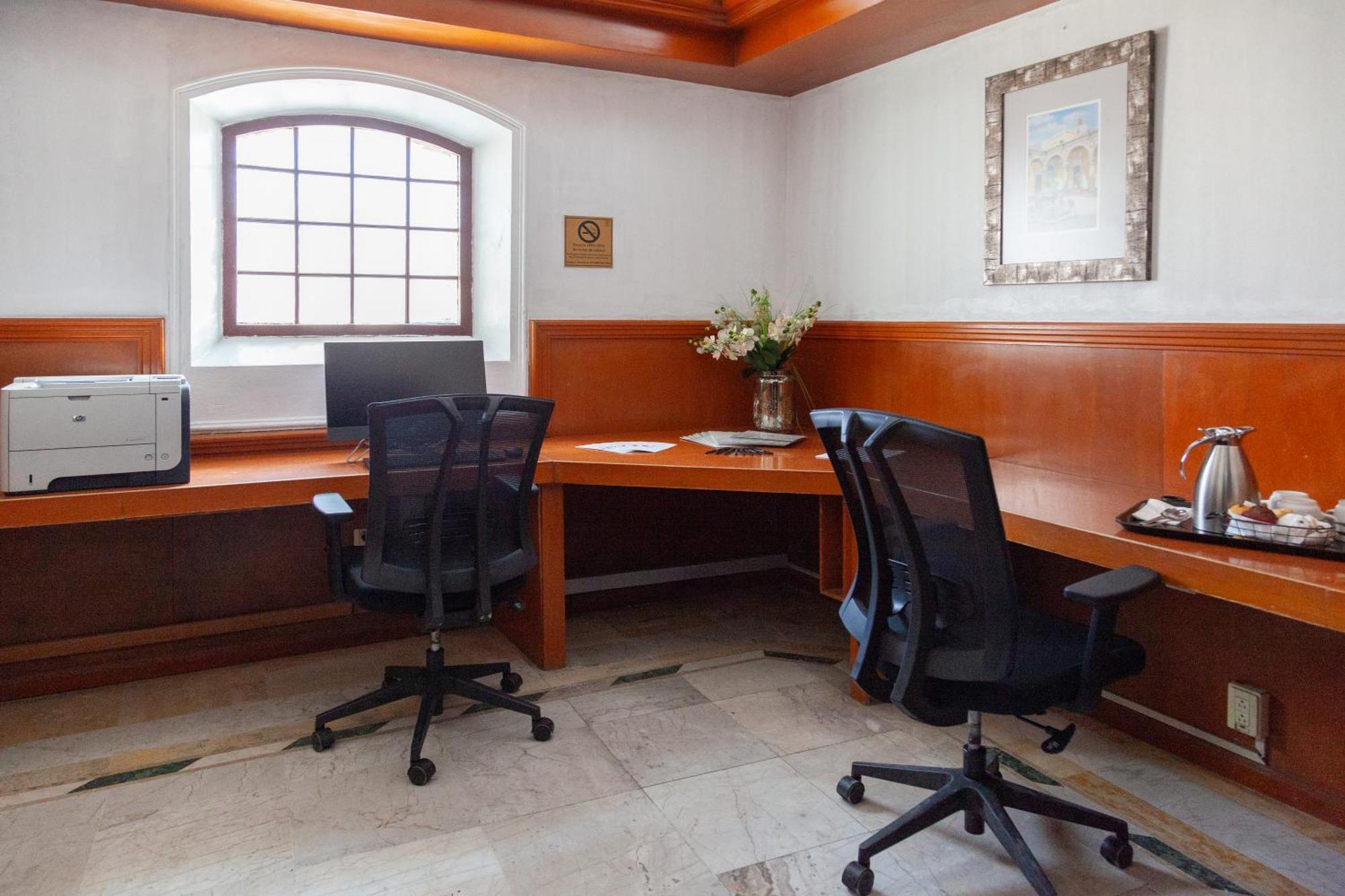 Plaza Camelinas Hotel Querétaro Kültér fotó