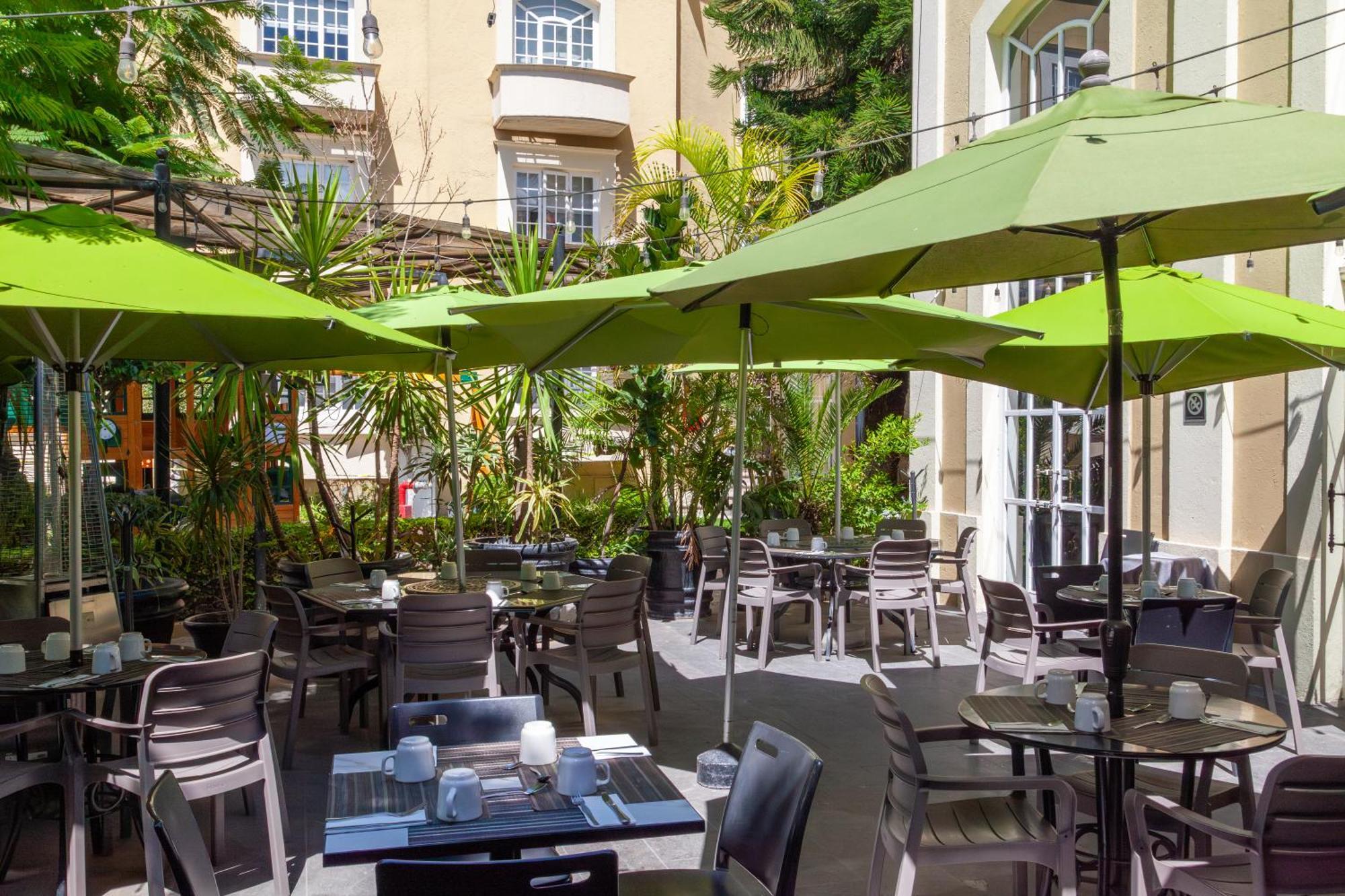 Plaza Camelinas Hotel Querétaro Kültér fotó