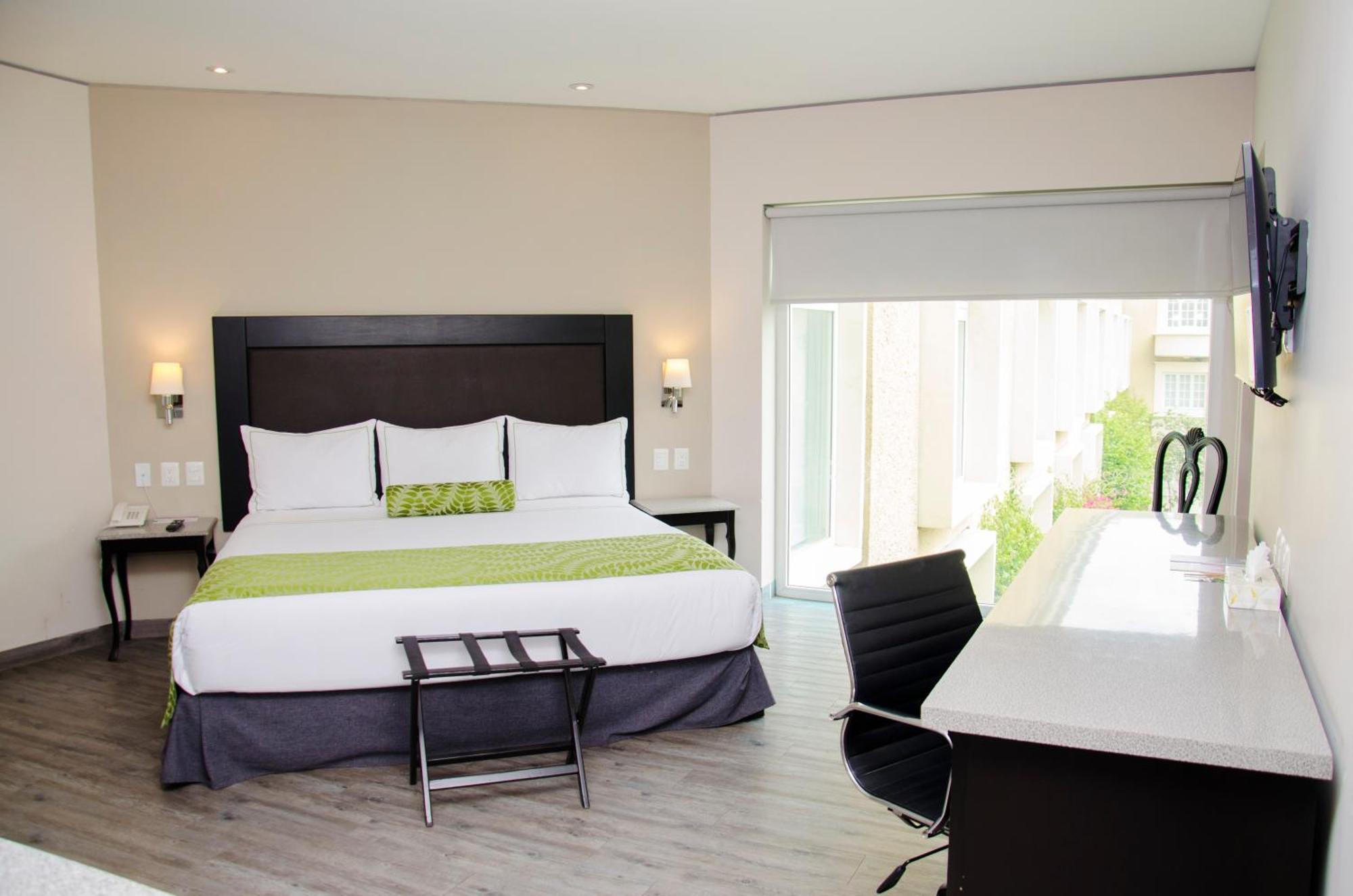 Plaza Camelinas Hotel Querétaro Kültér fotó